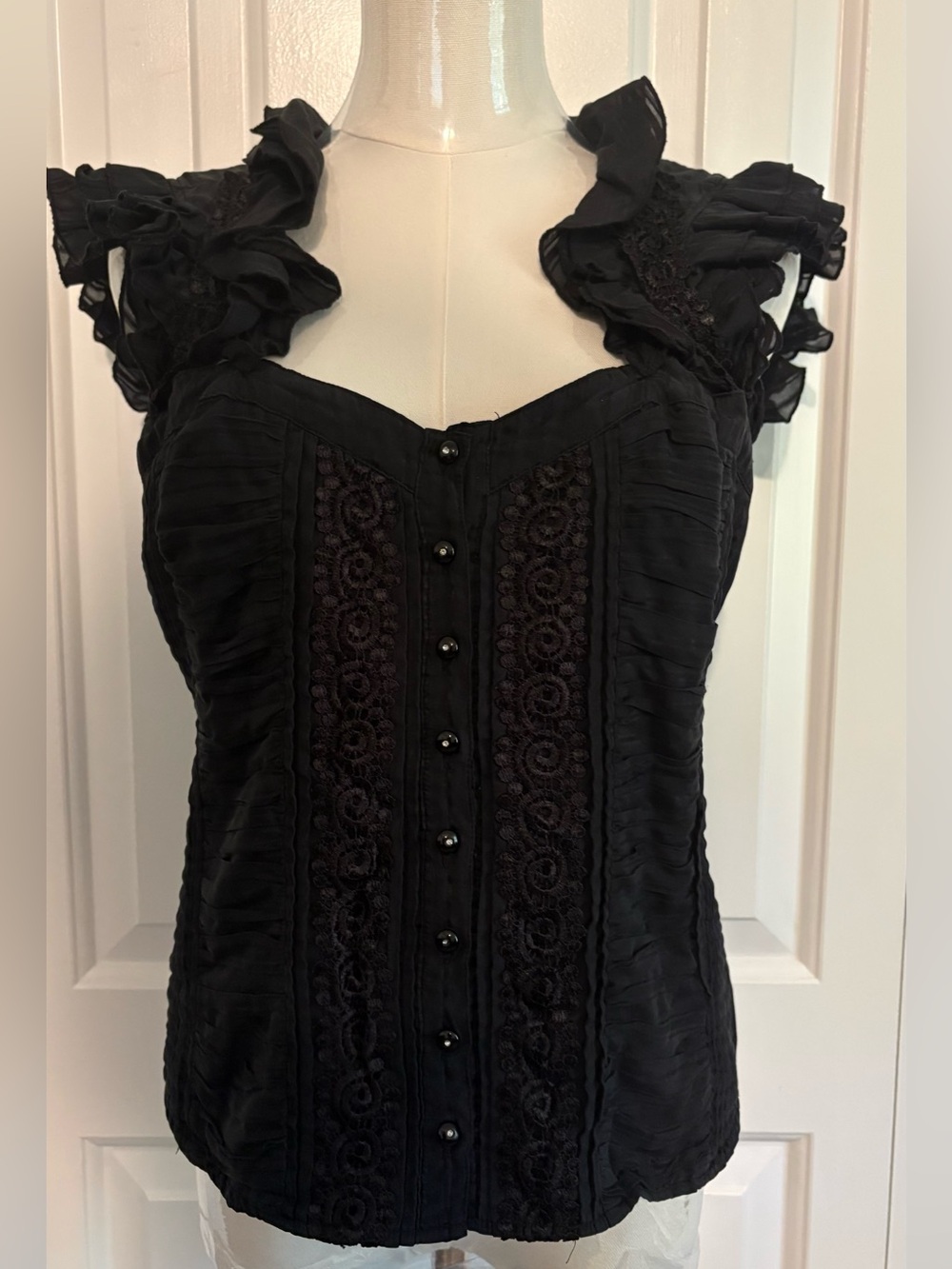 “bebe” Sleeveless Black Ruffle, Lace & Pleated Corset-Like Distressed Top, Sz L